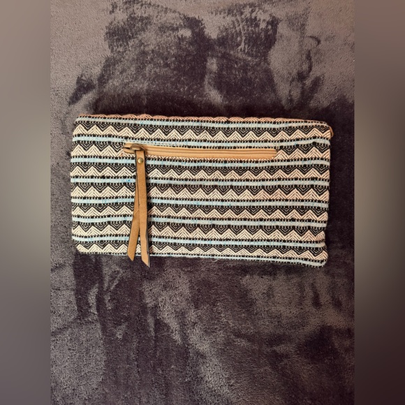 Patterned Clutch Bag - Picture 2 of 6